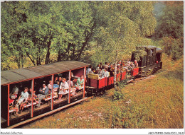 ABOP8-80-0642 - Un Train Diesel Dans La Colline - Autres & Non Classés