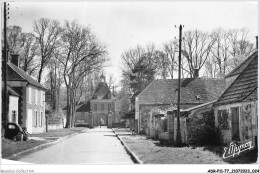 ADRP11-77-0993 - BOMBON - Rue Du Château - Melun