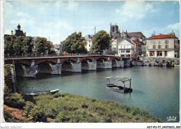 ADTP11-77-0920 - MEAUX - Le Pont Du Marché Ou Vieux Pont Sur La Marne Donnant Accès à La Rue Du Grand Cerf - Meaux