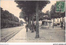 ADTP4-77-0360 - FONTAINEBLEAU - Place Denecourt - Monument De Rosa Bonheur  - Fontainebleau