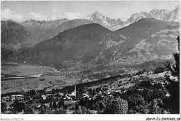 ADYP1-74-0060 - COMBLOUX - Le Village L'arve Et Le Fayet - Au Fond Les Drus Et L'aiguille Verte  - Combloux