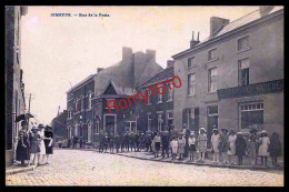 JEMEPPE Sur Sambre - Rue De La Poste Et Magasin "Au Grand Bon Marché"  Edition Desaix. 2 Scans. - Jemeppe-sur-Sambre