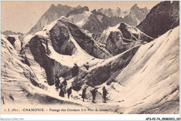 AFSP2-74-0135 - CHAMONIX - Passage Des Crevasses à La Mer De Glace   - Chamonix-Mont-Blanc