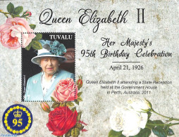 Tuvalu 2021 Queen Elizabeth II 95th Birthday S/s, Mint NH, History - Nature - Kings & Queens (Royalty) - Flowers & Pla.. - Familias Reales