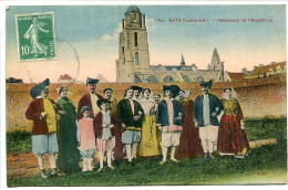 CPA COULEUR Voyagé 1923 * BATZ Paludiers Et Paludières * F. Chapeau Editeur - Batz-sur-Mer (Bourg De B.)