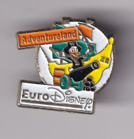 Pin's Euro Disney Adventureland  Donald Avec Un Canon Réf 8534 - Disney