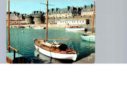 Voiliers Port De Plaisance De Saint-Malo - Sailing Vessels