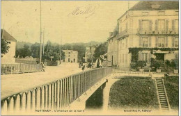 21.MONTBARD.L'AVENUE DE LA GARE.CP TOILEE - Montbard