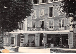 22 - DINAN - SAN23397 - Hôtel De La Poste - Place Duguesclin - CPSM 15X10,5 Cm - Dinan