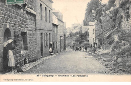 22 .n°109648 . Guingamp . Trotrieux . Les Remparts . - Guingamp