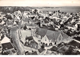 22 .n° 204291.perros Guirec.église Et Centre Ville.en L'état.plie.cpsm - 15 X 10.5 Cm. - Perros-Guirec