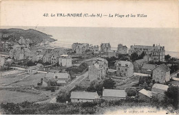 22 .n° 107013 . Le Val Andre . La Plage Et Les Villas .vue Generale . - Autres & Non Classés