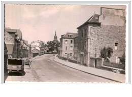 22.LAMBALLE.RUE ST MARTIN ET COLLEGE.CPSM - Lamballe