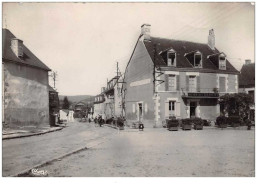 23 . N°48349 . Ste Feyre . Hotel Des Touristes . Vue Generale . Cpsm 15 X 10.5 Cm. - Other & Unclassified