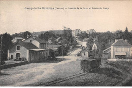 23 - LA COURTINE - SAN54227 - Le Camp - Avenue De La Gare Et Entrée Du Camp - Train - La Courtine