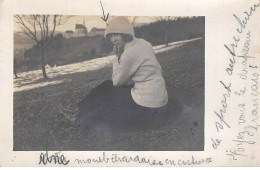 26 - N°89472 - MONTELIMAR - Jeune Femme Assise Dans L'herbe - Carte Photo - Montelimar