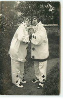 27 - N°88353 - VERNEUIL-SUR-AVRE - Un Couple Déguisé En Pierrot - Carte Photo - Verneuil-sur-Avre