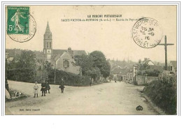 28.ST VICTOR DE BUTHON.ENTREE DU PAYS ET CALVAIRE - Autres & Non Classés