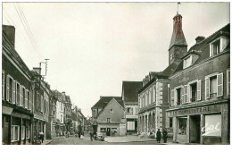 28.COURVILLE SUR EURE.n°11478.RUE PANNARD.L'HOTEL DE VILLE.CPSM - Courville