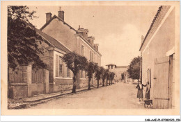 CAR-AAEP1-24-0078 - SAINT-LEON-SUR-L'ISLE - Les Ecoles - Other & Unclassified