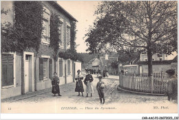 CAR-AACP2-28-0157 - EPERNON - Place Du Sycomore  - Epernon