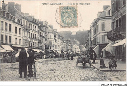 CAR-AAAP3-27-0215 - PONT-AUDEMER - Rue De La République - Commerces - Pont Audemer