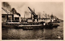 Bateaux Faisant Le Service Du Fret - Brest - Steamers