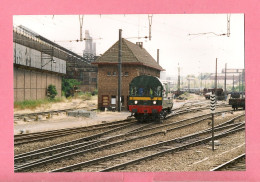 Photo Clabecq =  TRACTEUR  En  Gare - Trains