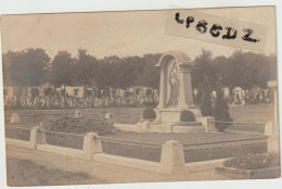 CPA PHOTO - ALLEMAGNE - BAVIERE - REGENSBURG - MILITARIA - Monument Aux Morts Français  Du CAMP De REGENSBURG - Regensburg