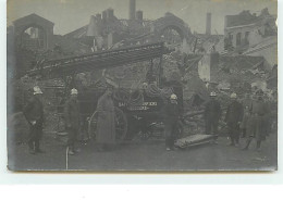 Carte-Photo - SapeursPompiers Près De Leur Camion - Sapeurs-Pompiers