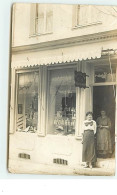 Carte-Photo - Femmes Devant La Devanture A La Clef D'Or H. Bonhivers Ernoux - Shops