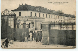 PARIS - 2ème Régiment De Cuirassiers - Entrée Du Quartier - Regiments