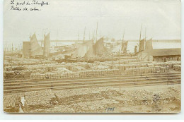 Russie - RPPC - Le Port De PETROVSK - Balles De Coton - Russie