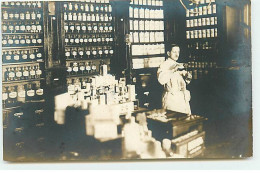 Pologne - PELPLIN - RPPC - Apothicaire Dans Son Magasin - Pharmacie - Pologne