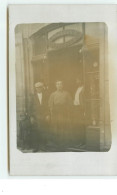 DOMENE -  Carte-Photo - Hommes Devant Le Magasin De M Lancelon M. Horloger - Other & Unclassified