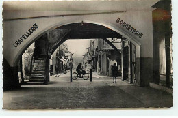 VILLEREAL - Les Cornières - Chapellerie, Bonneterie - Autres & Non Classés