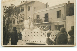 MAROC - Carte-Photo - Le Char De La Perle Des Mers - Défilé - Andere & Zonder Classificatie