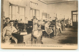 LYON - Laboratoire De 1re  Année De L'Ecole De Chimie Industrielle - Lyon 1