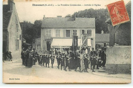 ELANCOURT - La Première Communion - Arrivée à L'Eglise - Elancourt