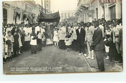 Colombie - BARRANQUILLA - Una Procesion Religiosa Por La Carrera Del Progreso - Musical Victor - Colombia