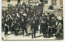 Carte-Photo - OCTEVILLE - Départ D'un Fanfare - Octeville