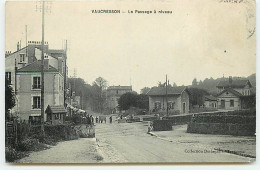 VAUCRESSON - Le Passage à Niveau - Vaucresson