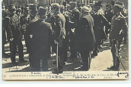 Alphonse XIII à VERSAILLES - Réception De S.M. Le Roi Dans La Cour De Marbre - Loubet - Gén Dubois - Versailles