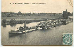 Ile De CHATOU-CARRIERES - Un Train De Bateaux - Péniches - Chatou