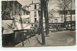 PARIS Et Ses Merveilles - Le Centre De Montmartre - La Place Du Tertre - Restaurant à La Mère Catherine - District 18