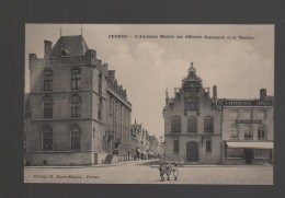 CPA - Belgique - Furnes - L'Ancienne Maison Des Officiers Espagnols Et Le Théâtre - Petite Animation - Non Circulée - Veurne