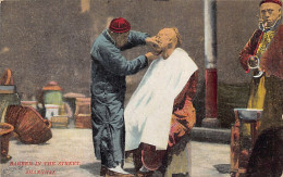 China - SHANGHAI - Barber In The Street - Publ. Young Photo Co.  - Chine