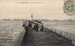 50 , Cpa  CHERBOURG , 114 , La Grande Jetée Et La Rade (13475) - Cherbourg