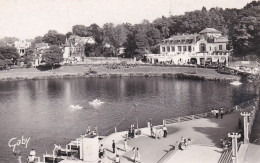 BAGNOLES DE L'ORNE--1959--Le Casino Des Thermes Et Le Lac (animéee) ...timbre....cachet - Bagnoles De L'Orne