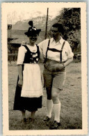 39880521 - Dirndl Hut Mit Einem Gamsbart - Trachten